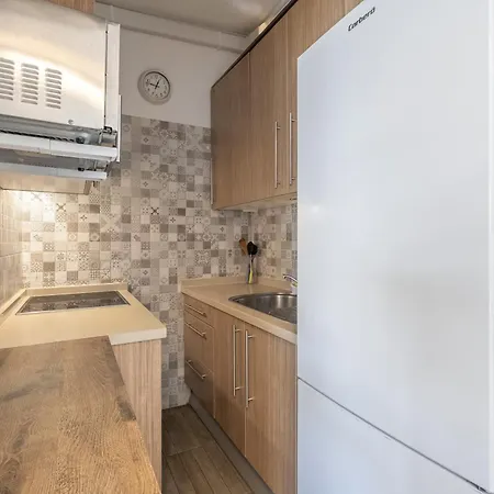 Junto A La Piscina Lägenhet Costa Del Silencio