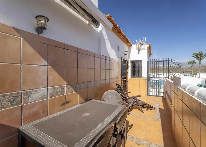 Junto A La Piscina Lägenhet